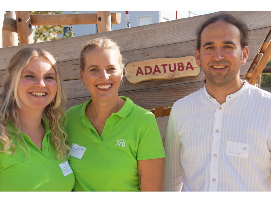 Grace Fischer und Janine Bütikofer (Leiterinnen Kita Tubeschlag) und David Leuenberger (Leiter Soziale Dienste, Stadt Solothurn. Foto: Stiftung 3FO (FK)