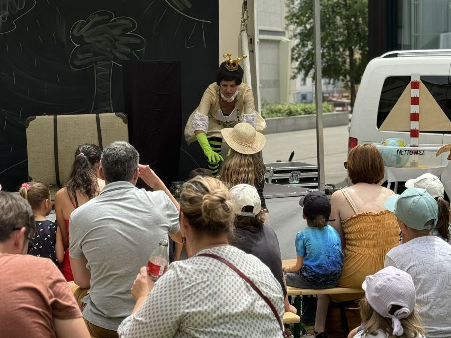 Die Eventbühne PARK zeigte adaptierte Märchen der Gebrüder Grimm. (Foto: Stiftung 3FO - FK)